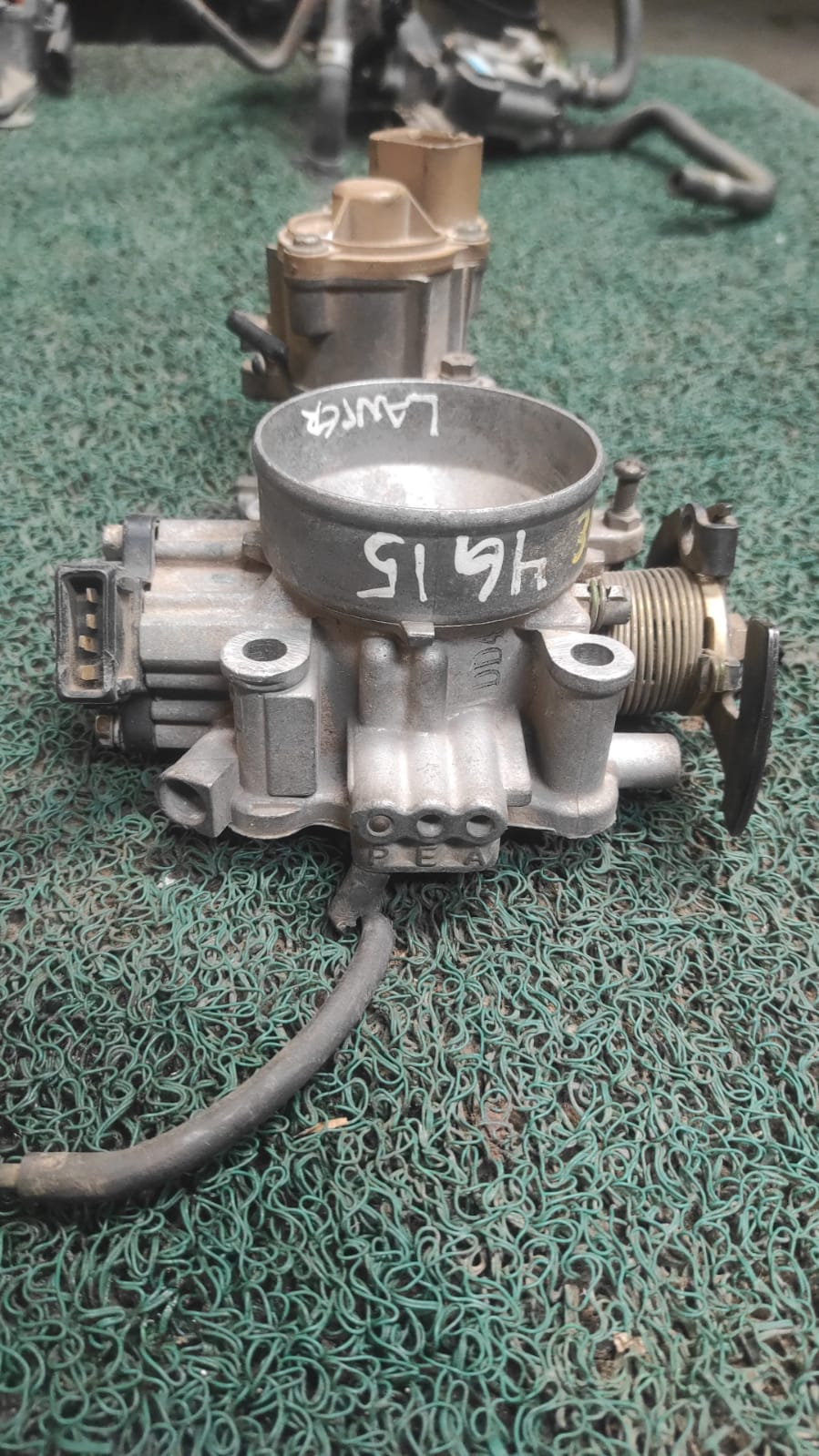 Garganta o cuerpo de aceleración Mitsubishi lancer 4G15