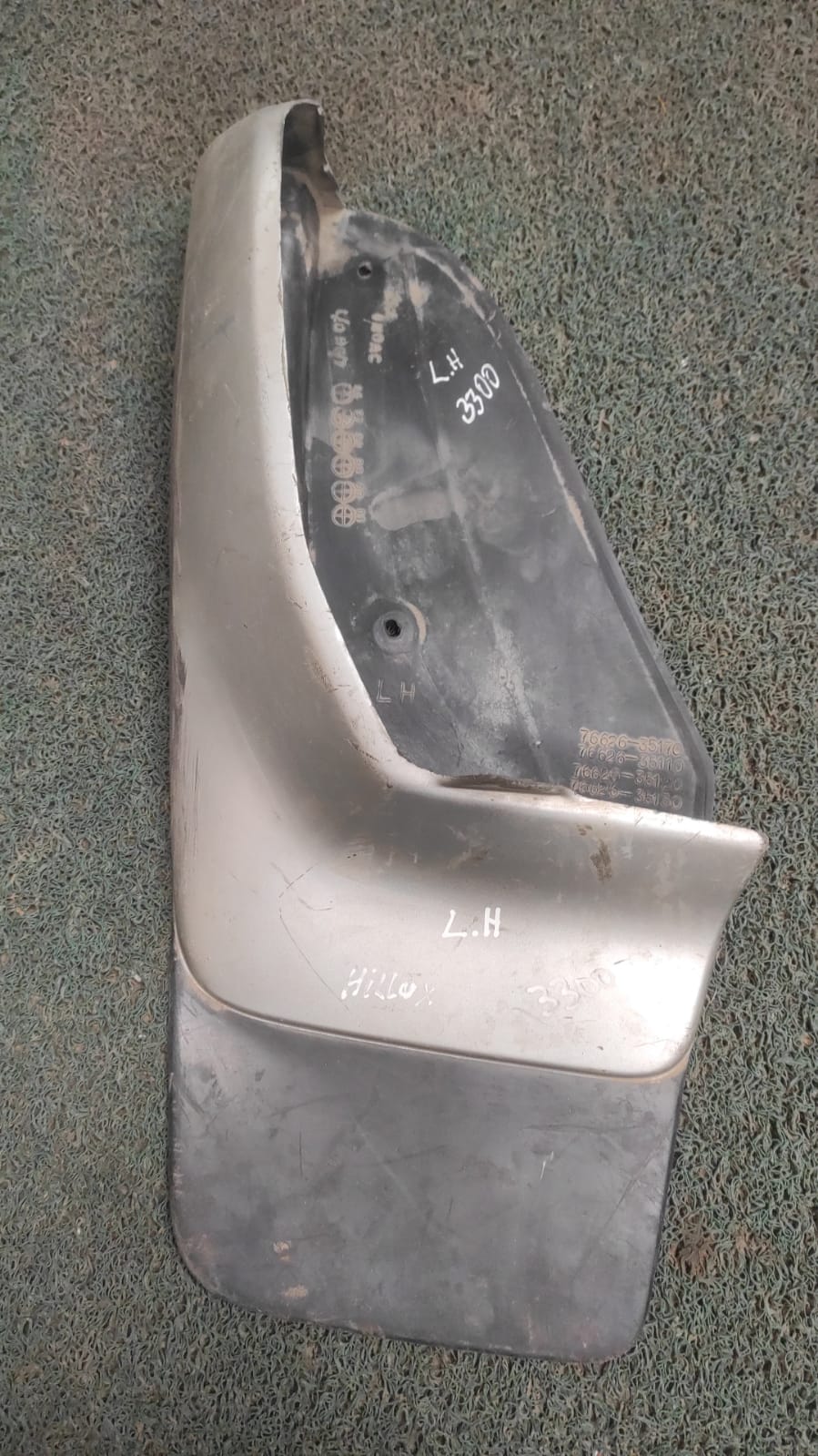 Cantonera Guardabarro Trasero ParToyota Hilux-Surf-Runner 1997