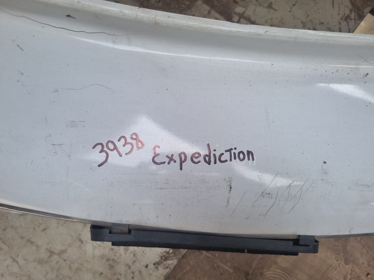 Parachoque Expedition-F150 2000