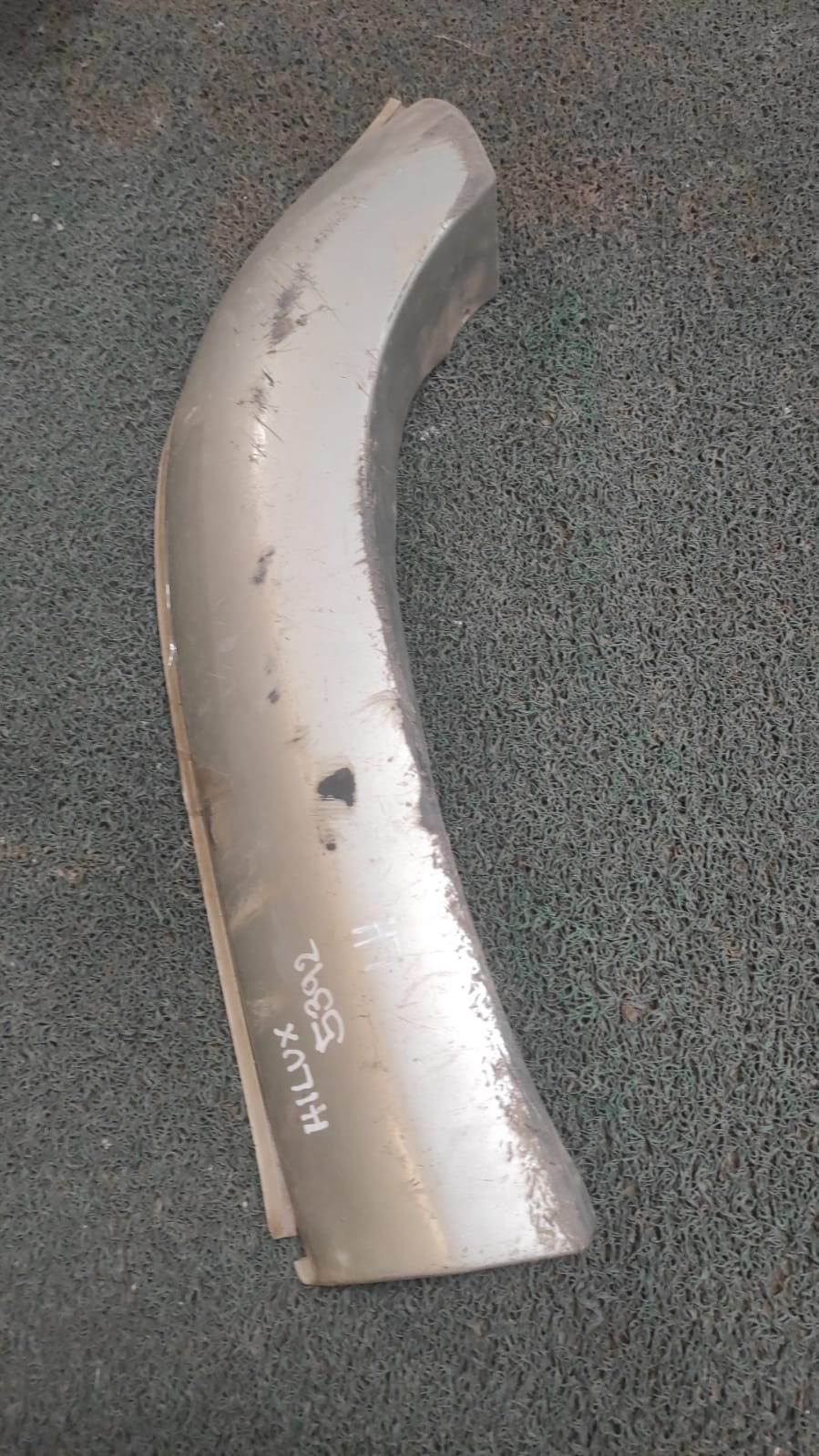 Cantonera Buchera Delantero LH Toyota Hilux-Surf-Runner 1997