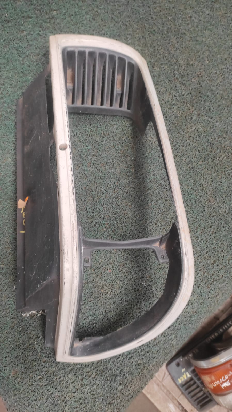 Bisel de farol y guiñador LH Toyota Lite ace wagon 1990