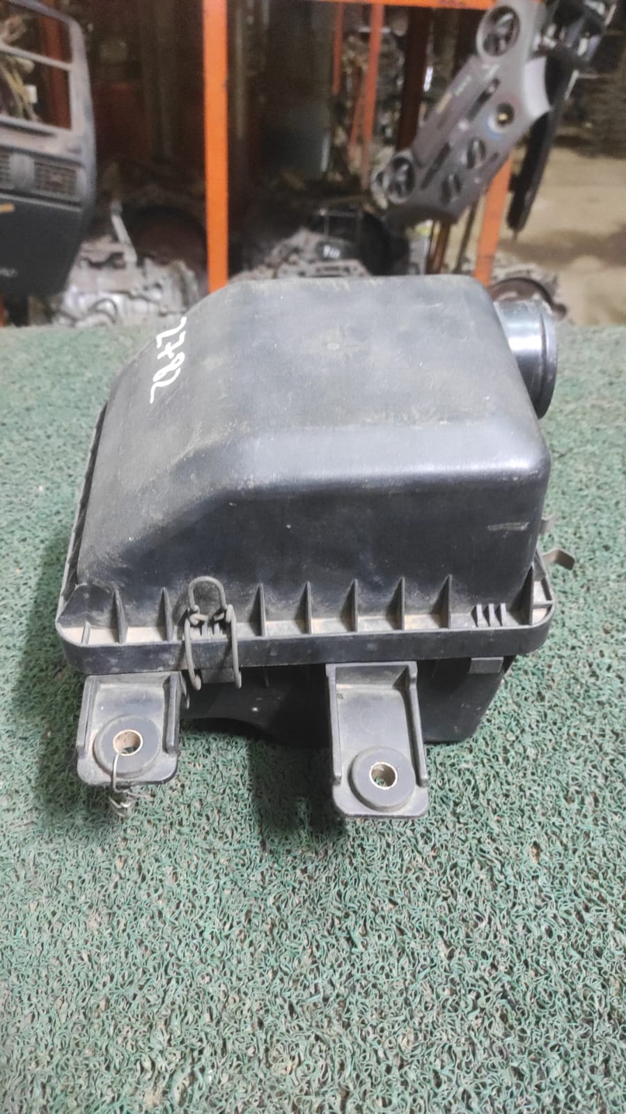 Caja de filtro de aire Mitsubishi Pajero Mini Jr