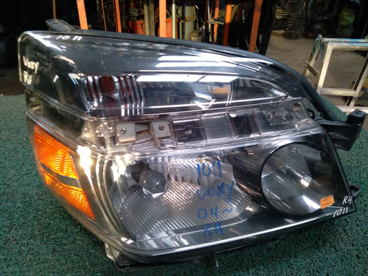 Farol Voxy 2004 RH