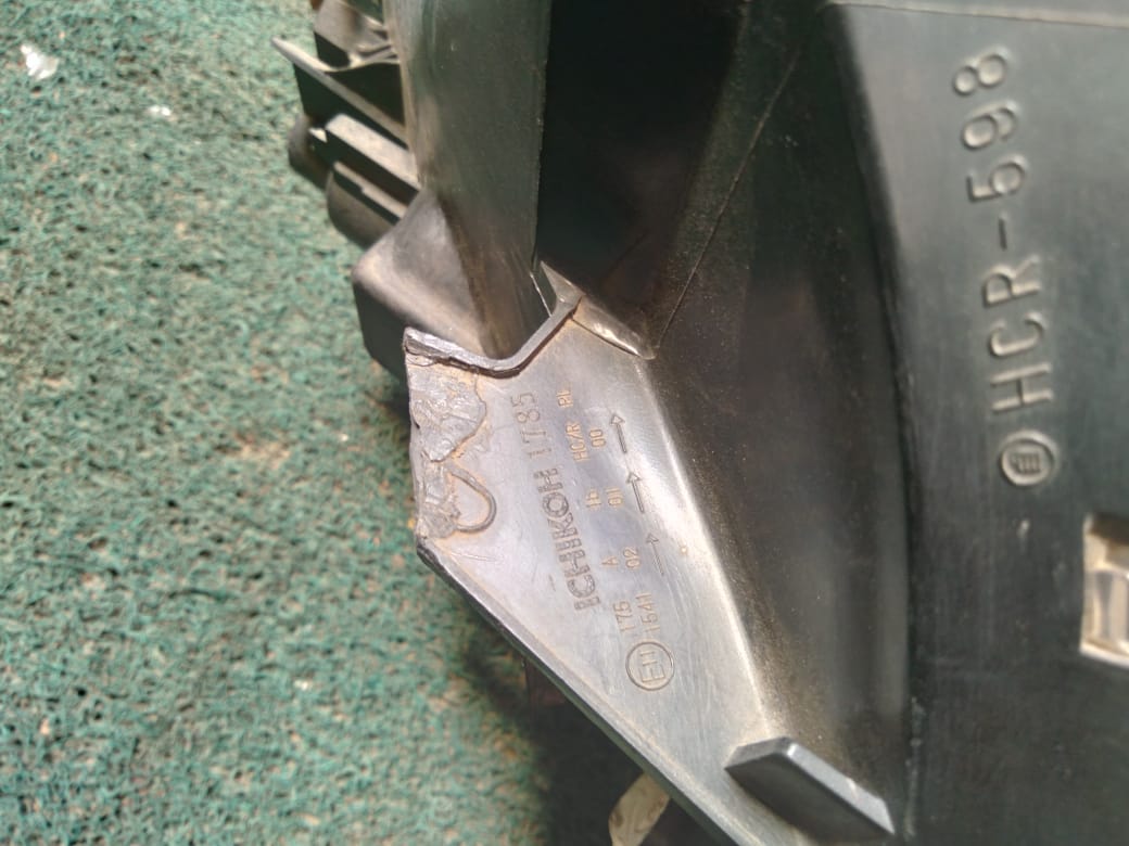Farol Xtrail 2008 LH
