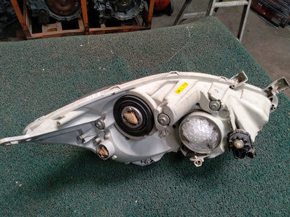 Farol Issis 2005 LH
