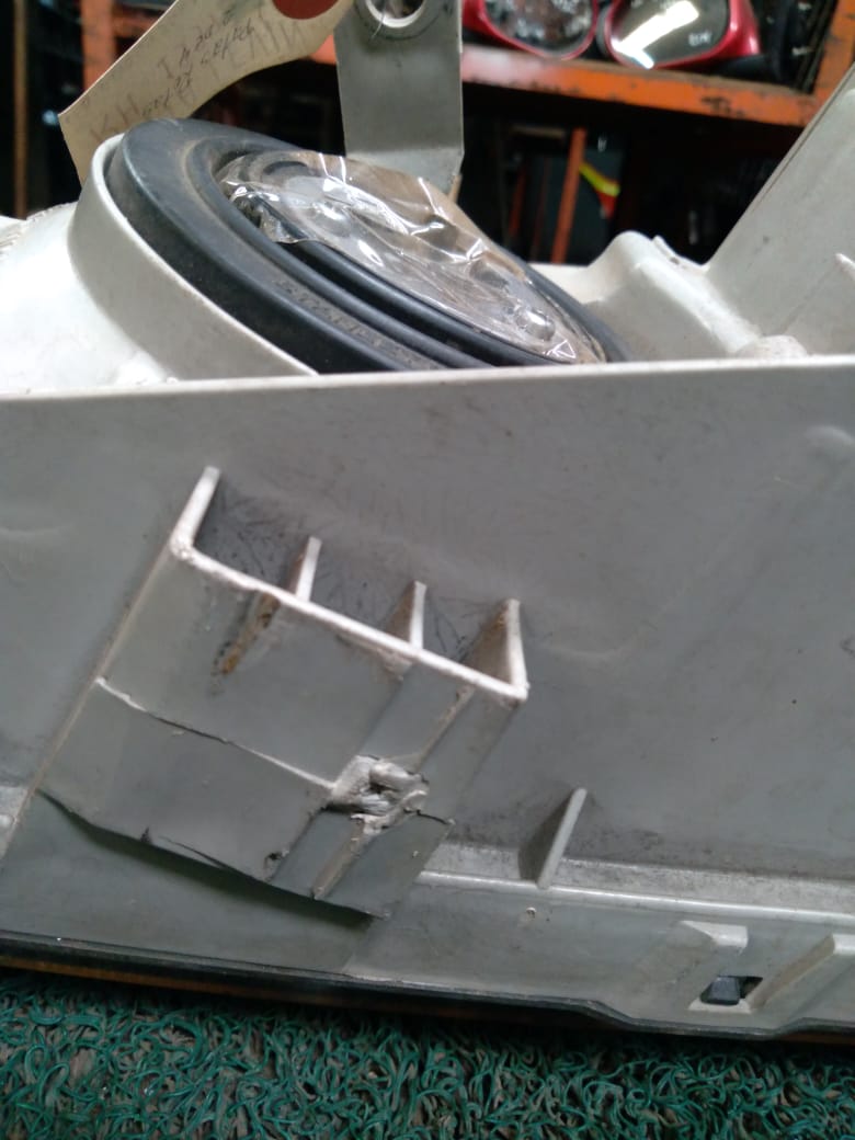 Farol Levin 1997 RH