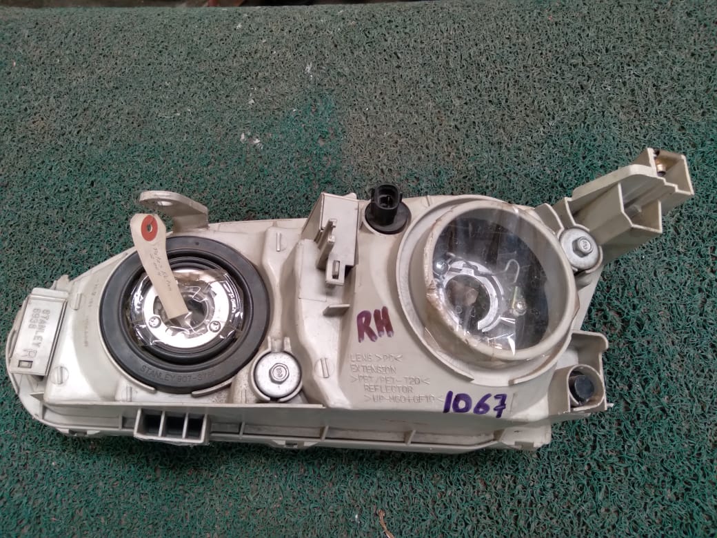 Farol Levin 1997 RH