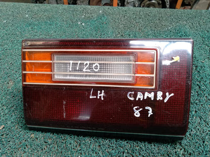 Stop Embellecedor Camry LH