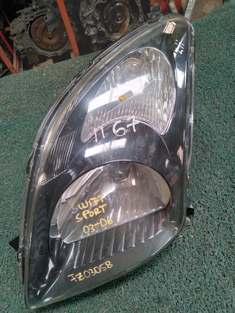 Farol Swift sport 2006 LH