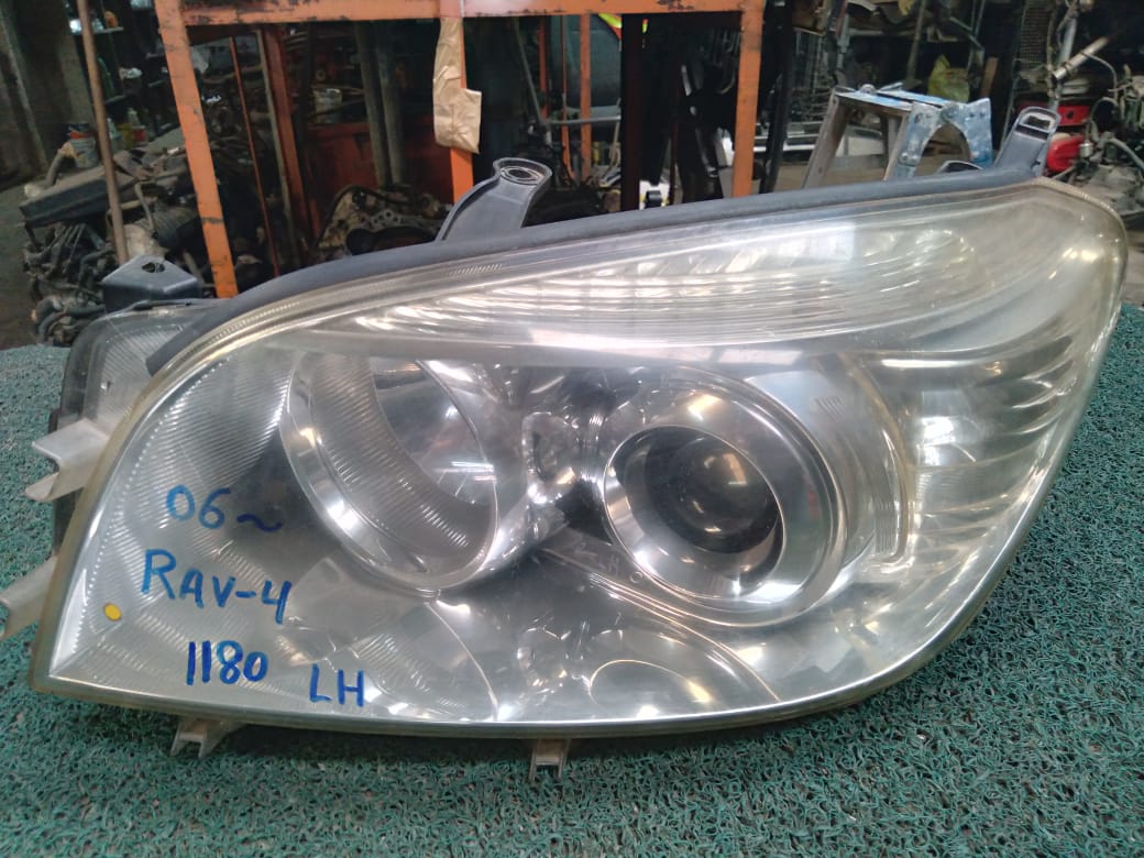 Farol Rav4 2006 LH