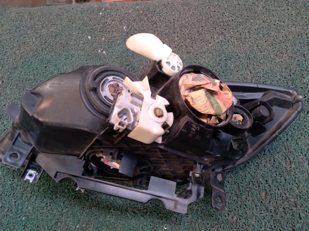 Farol RX8 2006 RH