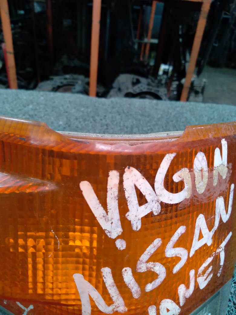 Guiñador Nissan Vanet 1991 RH