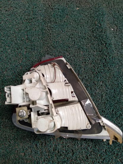 Guiñador Embellecedor BMW 3 Serie E90 2005 RH