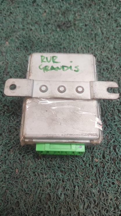 Cerebro controlador de aceleracion Mitsubishi Chariot - Rvr 1998