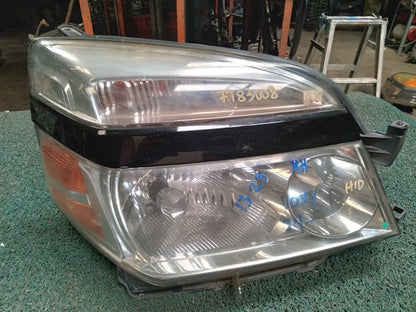 Farol Voxy 2004 RH