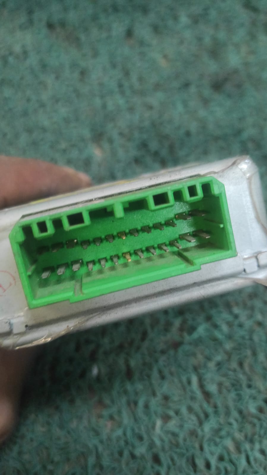 Cerebro controlador de aceleración Mitsubishi Chariot grandis - Space wagon 1998