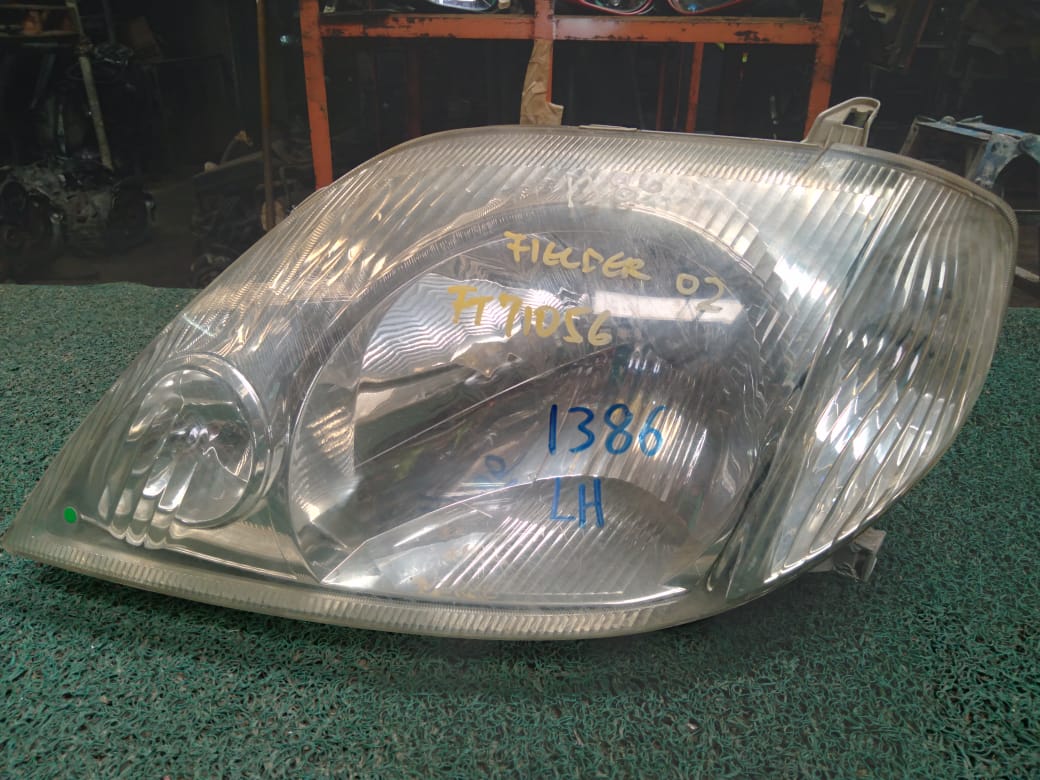 Farol Corolla fielder 2002 LH
