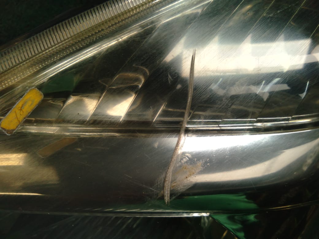 Farol Ractis 2004 LH
