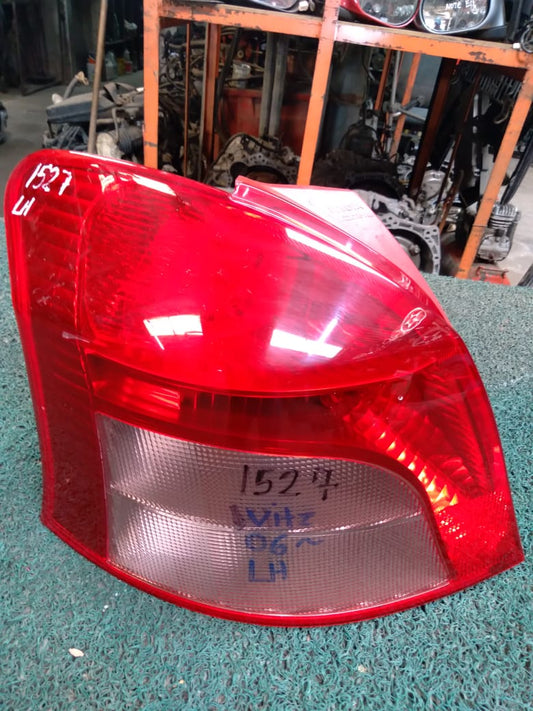 Stop Vitz 2006 LH