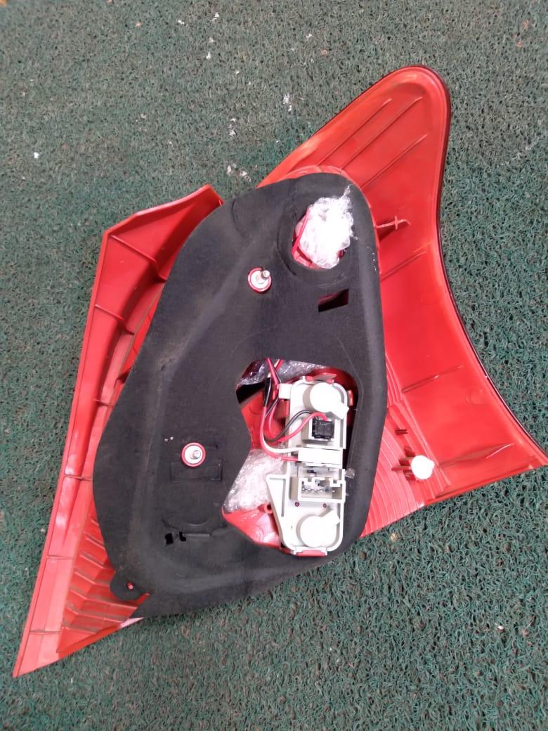 Stop Vitz 2006 LH