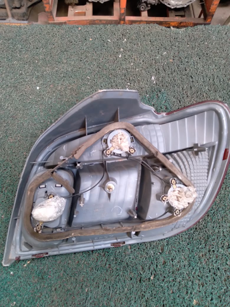 Stop Vitz 2004 LH