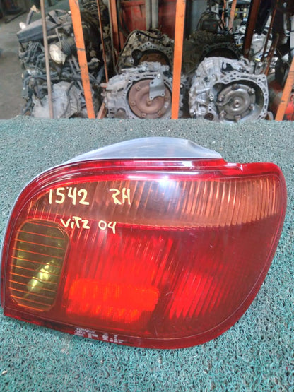 Stop Vitz 2004 RH