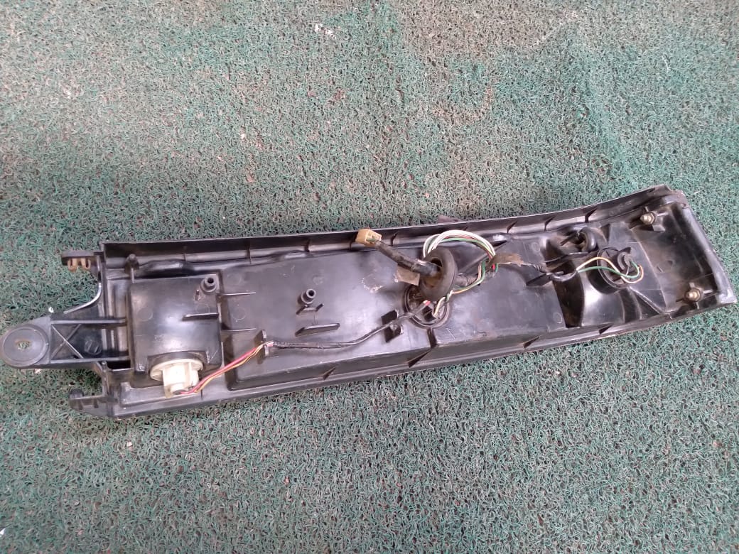 Stop Corolla 2 1982 LH