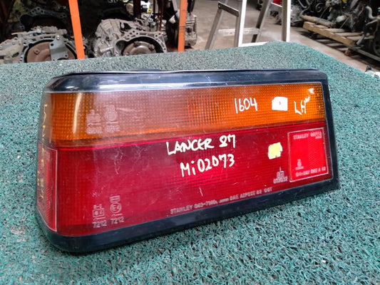 Stop Lancer 1987 LH