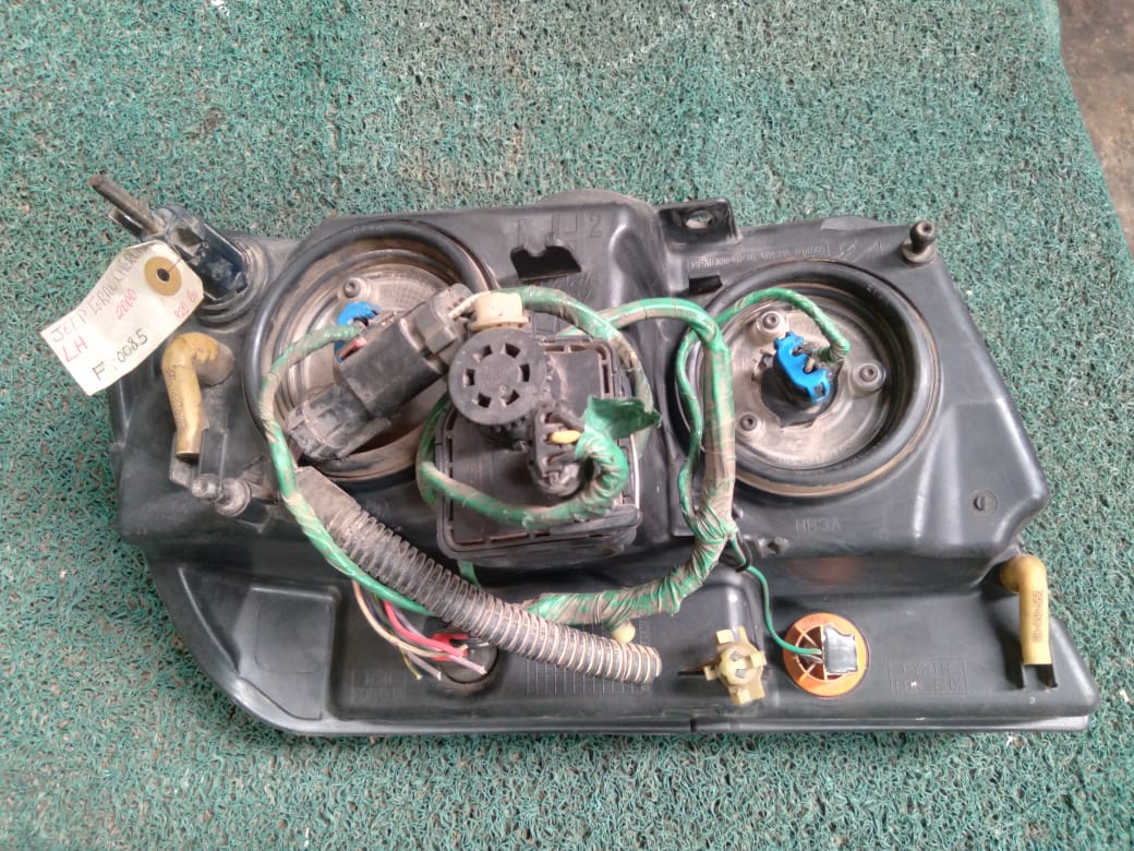 Farol Jeep Cheroke 2000 LH