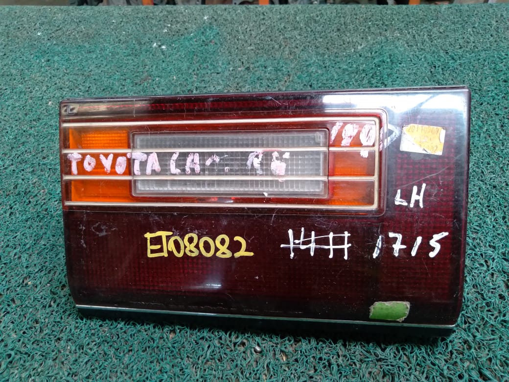 Stop Embellecedor Camry LH