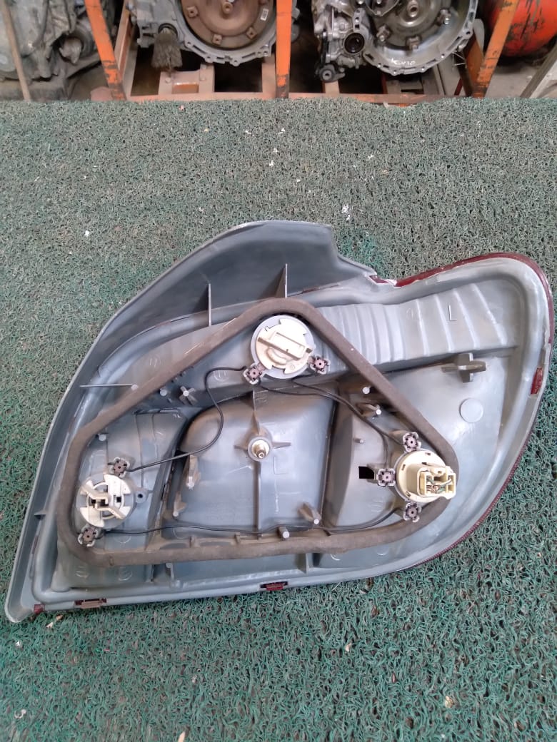 Stop Vitz 1999 LH