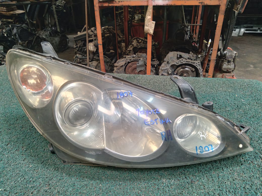 Farol Estima 2003 RH