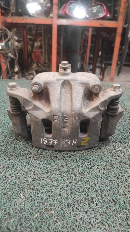 Mordaza Delantera RH Nissan 350z