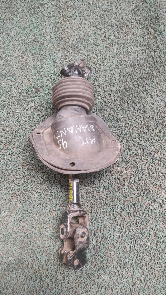 Columna de direccion Mitsubishi Diamante 1995