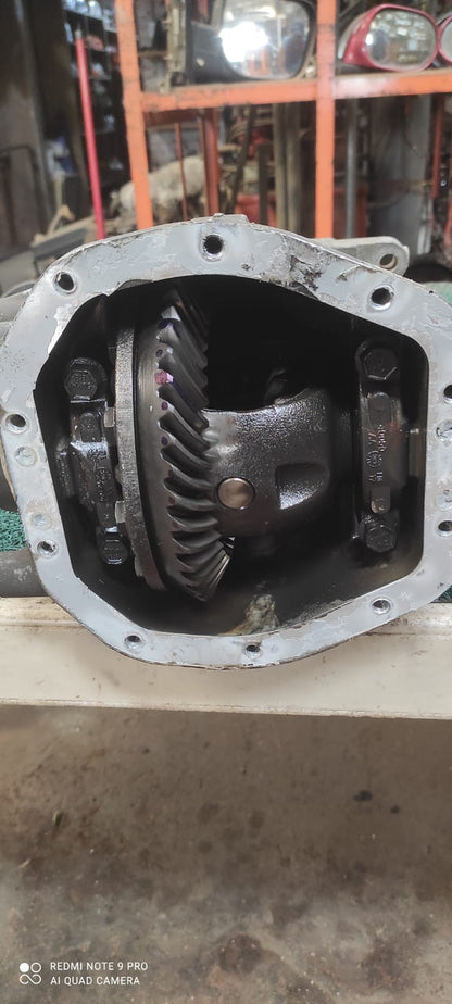 Corona trasera mazda tribute - Ford escape 2003