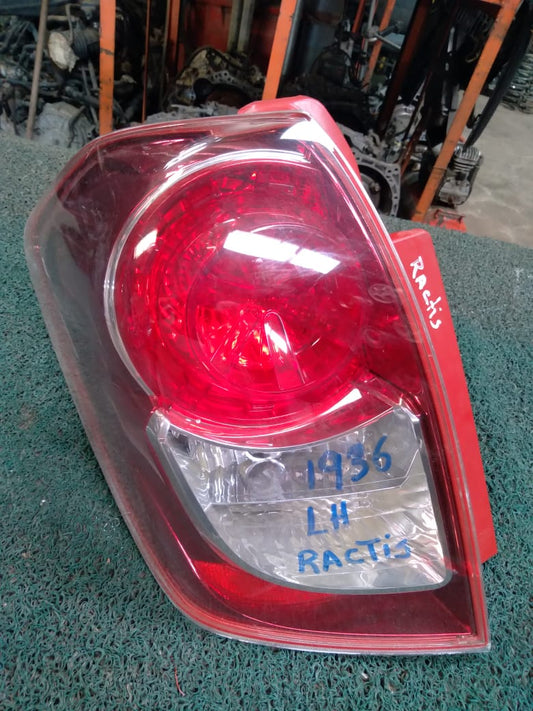 Stop Ractis 2009 LH