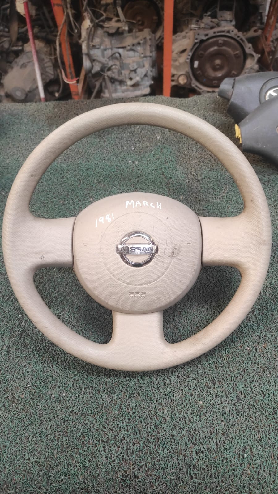Volante mas airbag Nissan March K12