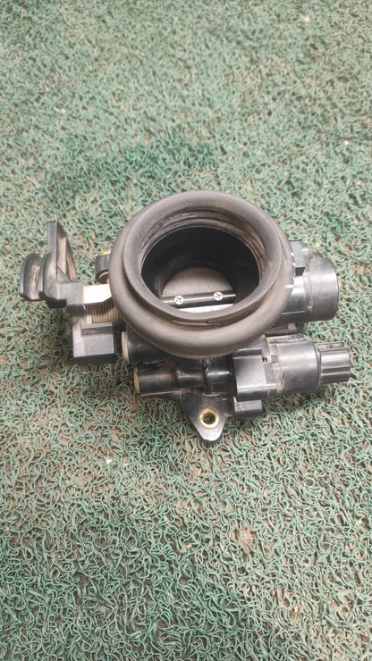 Garganta o cuerpo de aceleración Toyota passo 08