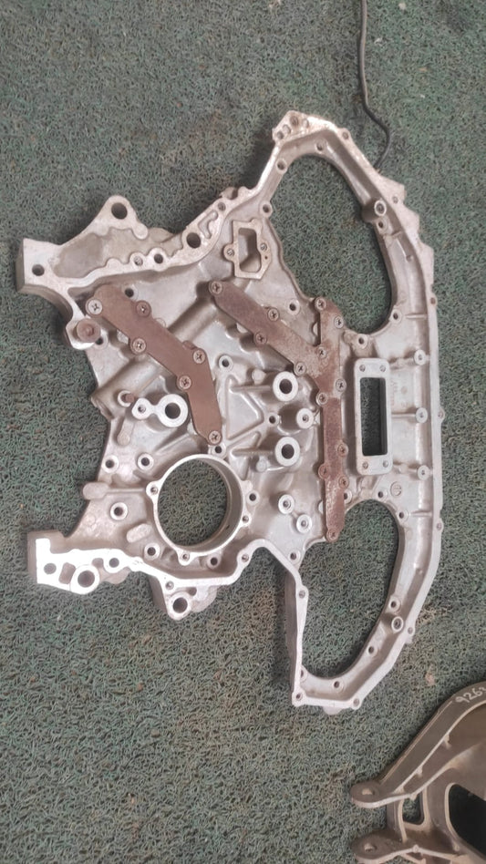 Tapa de distribucion delantera Nissan 350z
