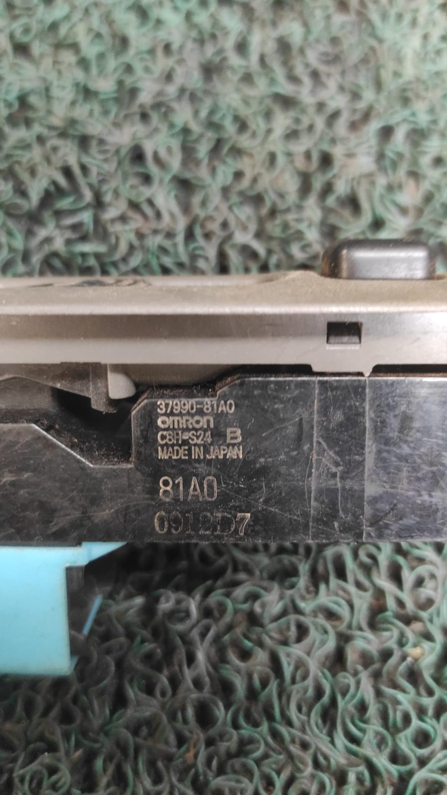 Mando levanta vidrios Suzuki Swift ignis