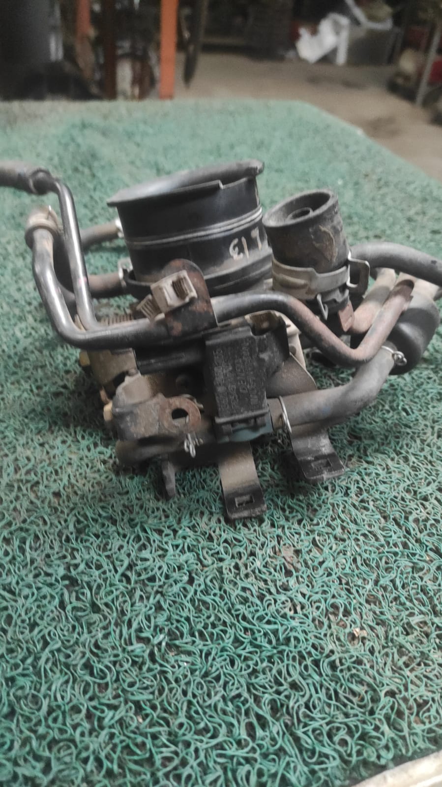 Garganta o cuerpo de aceleración honda fit L13A