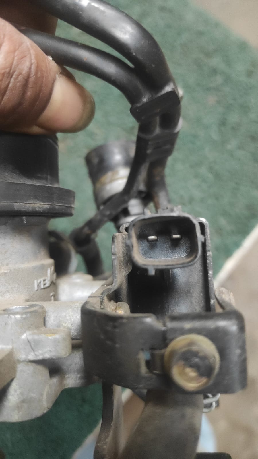 Garganta o cuerpo de aceleración honda fit L13A