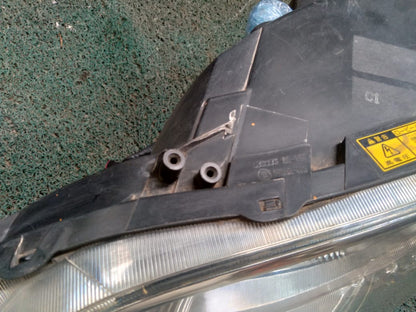 Farol Noah 2004 LH
