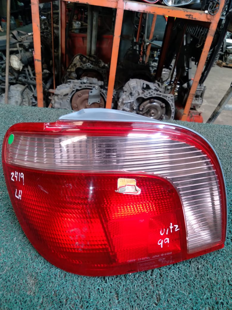 Stop Vitz 1999 LH