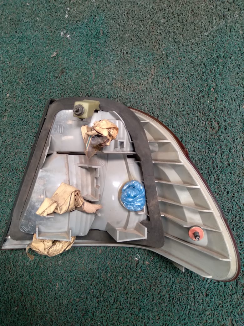 Stop BMW 325 2005 LH