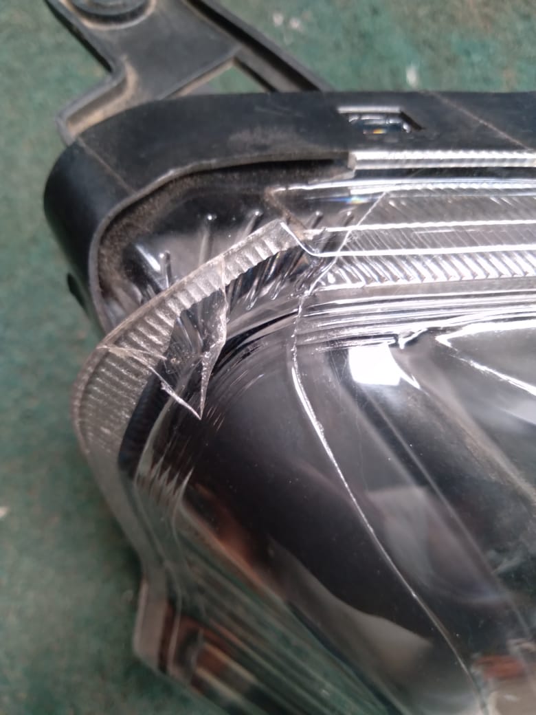 Farol Xtrail 2008 RH