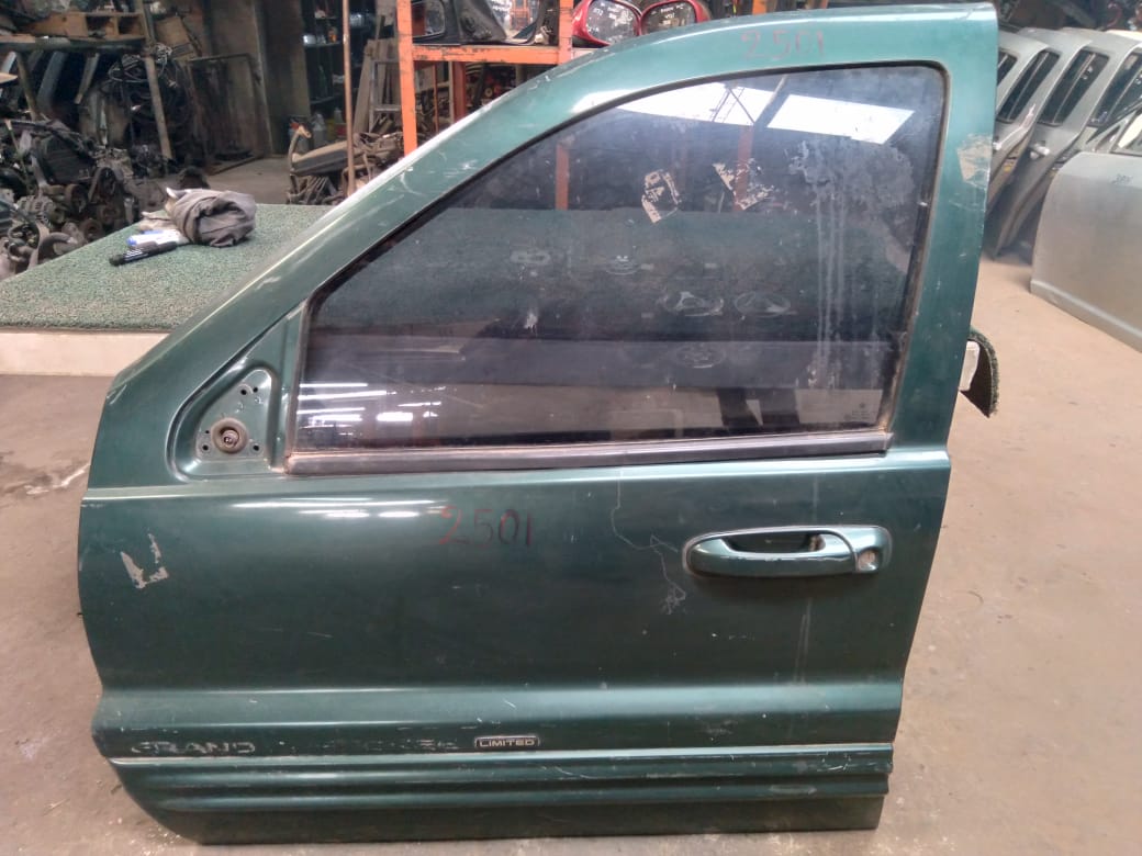 Puerta Delantera Jeep Grand Cherokee LH