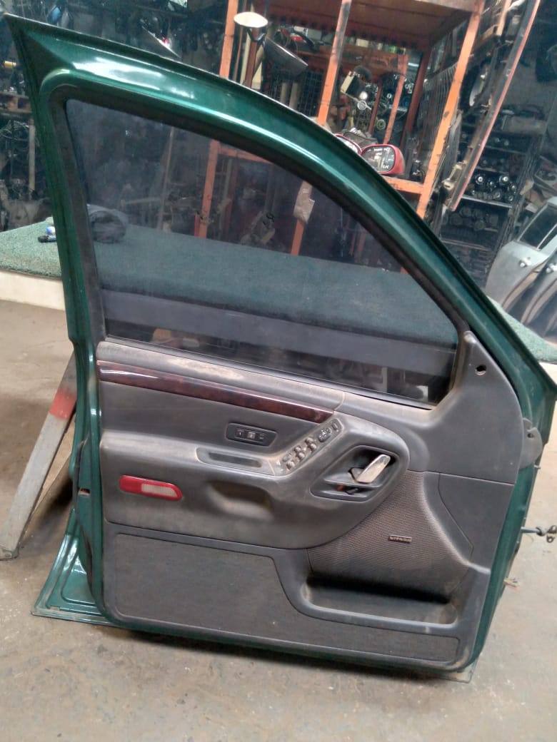 Puerta Delantera Jeep Grand Cherokee LH