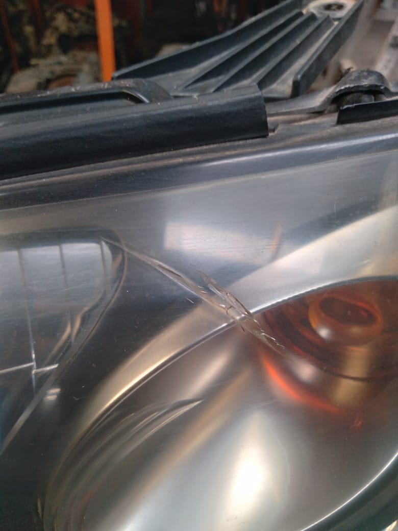 Farol Legacy 2004 LH