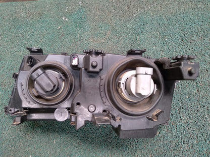 Farol BMW 330i 2002-2006 RH